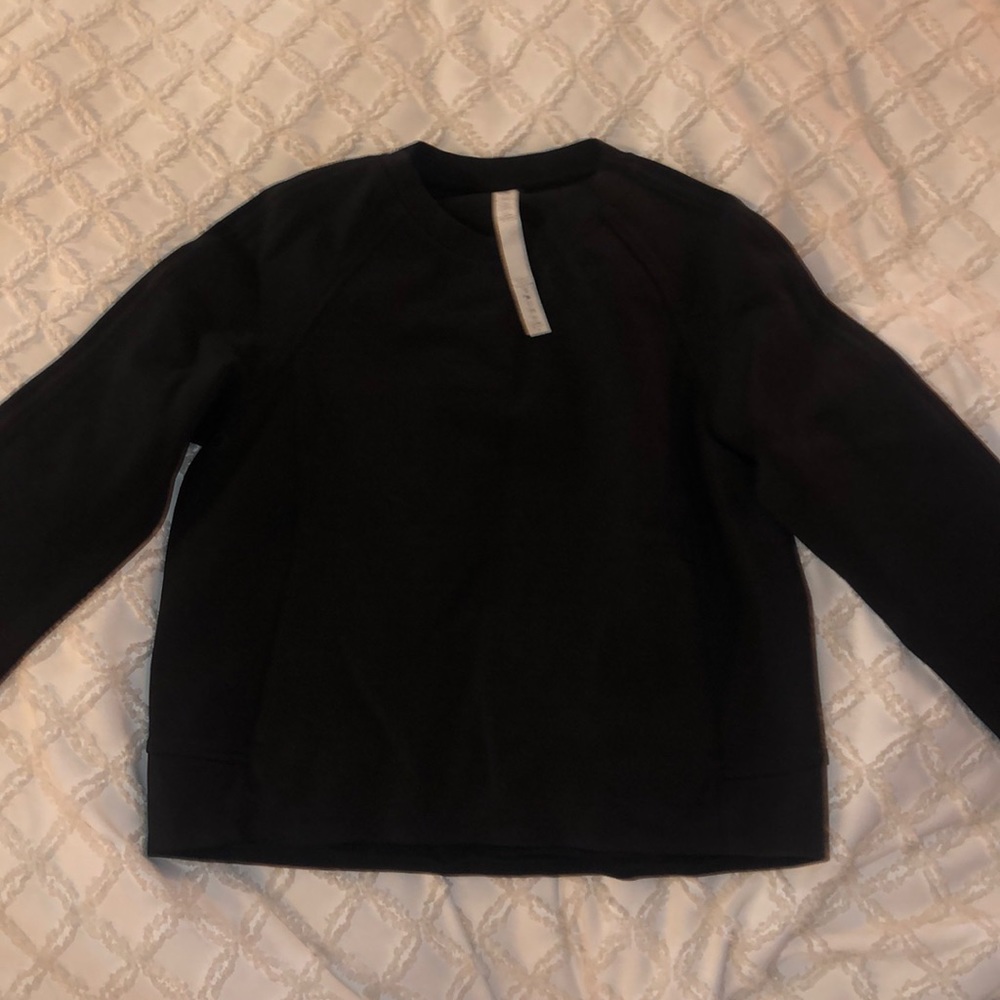 Cropped Lulu Crewneck